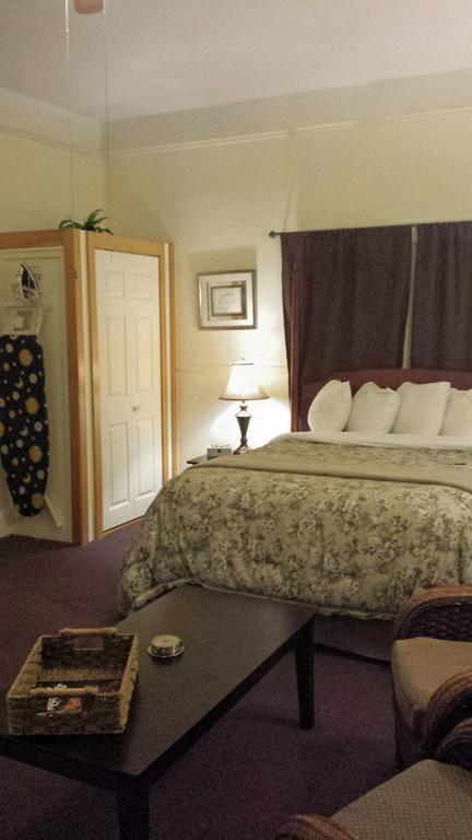 Kennedy Inn St. Andrews By The Sea Exteriör bild