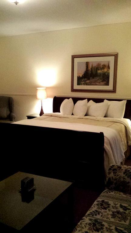Kennedy Inn St. Andrews By The Sea Exteriör bild