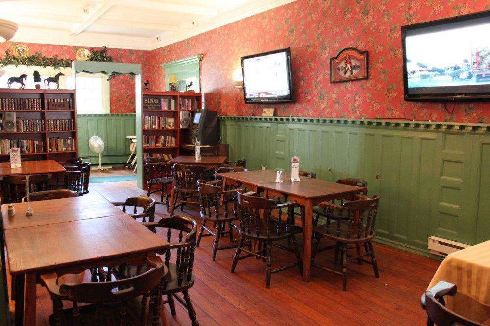 Kennedy Inn St. Andrews By The Sea Exteriör bild